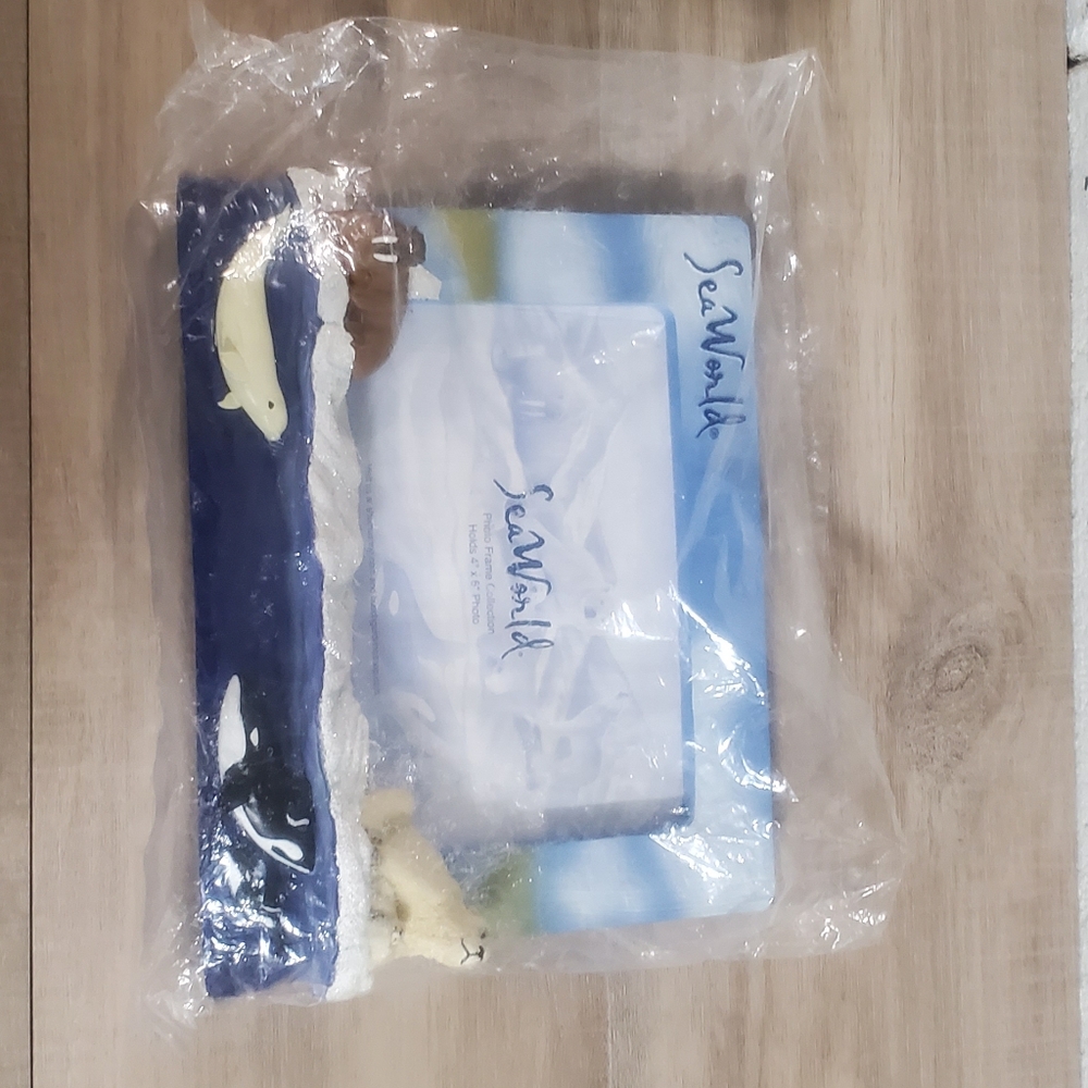 Authentic SeaWorld picture frames - Picture 2 of 4